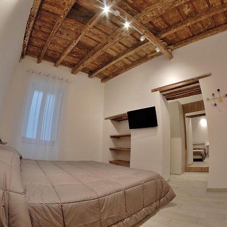 B&B Del Corso Loreto Bagian luar foto