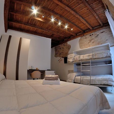 B&B Del Corso Loreto Bagian luar foto