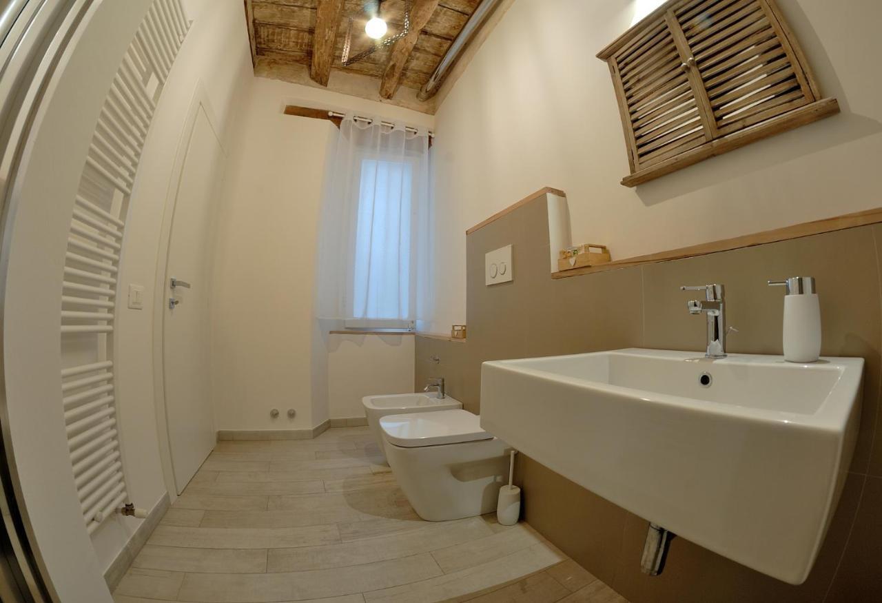 B&B Del Corso Loreto Bagian luar foto