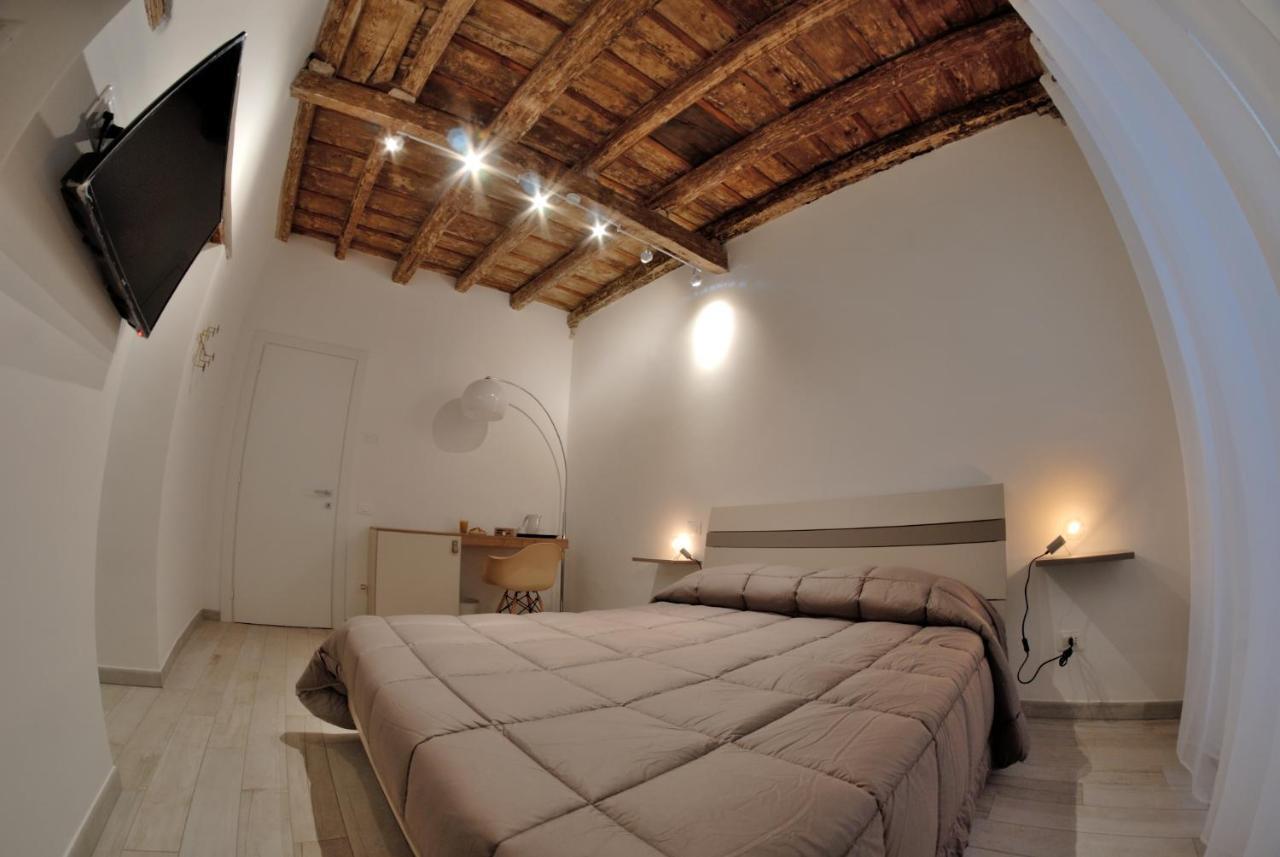 B&B Del Corso Loreto Bagian luar foto